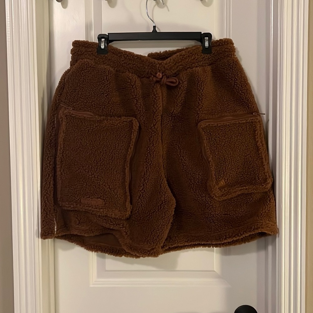 Adidas Ivy Park Cargo Shorts - Wild Brown BRAND NEW